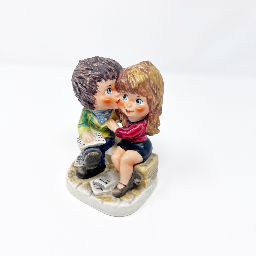 Goebel Michel T First Love Boy Girl Figurine 11-028-12 West Germany 1977 Vintage